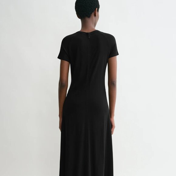 Toteme Fluid Jersey Maxi Dress in Black | Size Large | Elegant Day-to-Night Trav - Picture 5 of 10